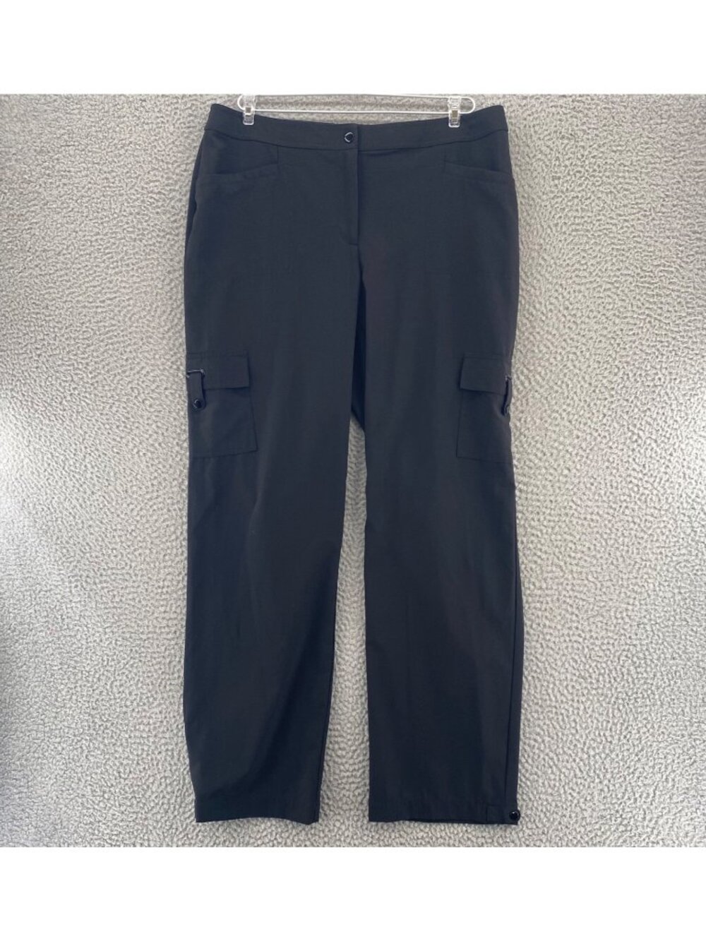 Chicos Pants Womens 2 US 12 Black Zenergy Cargo Straight Leg Stretch High Rise
